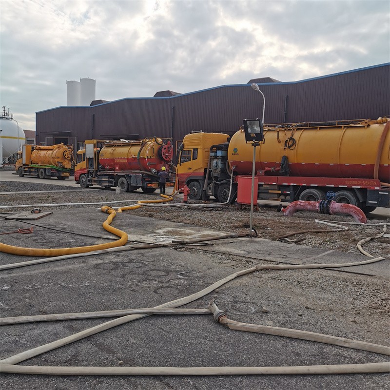 岚皋污水池清理